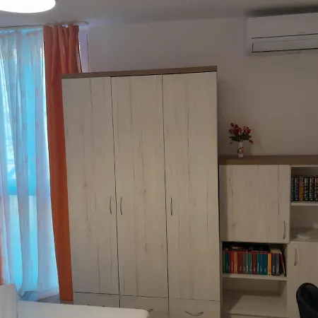 Excellent Center Location Apt Anikka Apartment Makarska