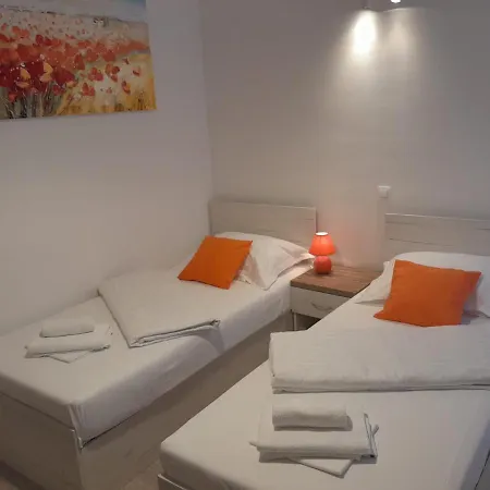 Apartment Excellent Center Location Apt Anikka *
