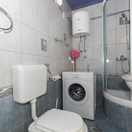 Apartment Excellent Center Location Apt Anikka